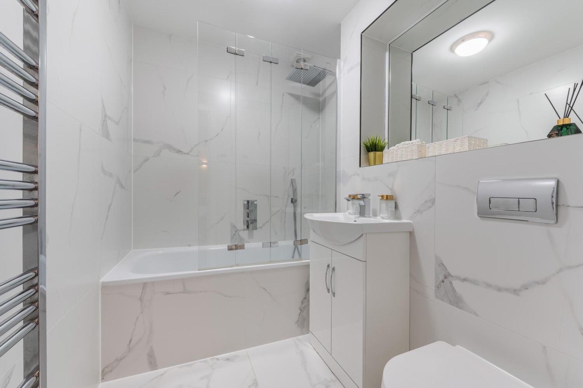 شقة A Golden Haven Retreat In لندن المظهر الخارجي الصورة